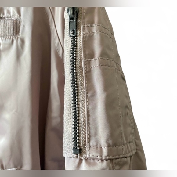 MEMBERS‎ ONLY LIGHT PINK SATIN JACKET - Picture 4 of 13